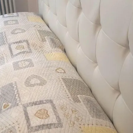 Il Melo Antico - In D'epoca Nel Cuore Del Monferrato Apartment Acqui Terme