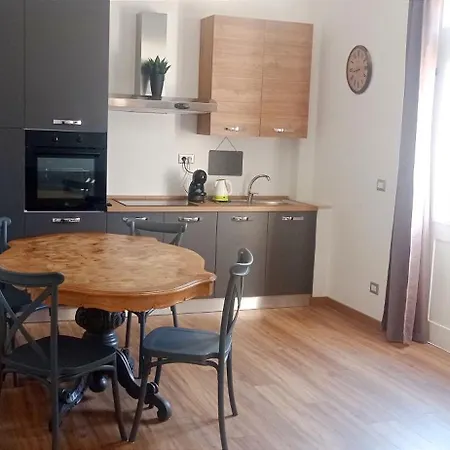 Il Melo Antico - In D'epoca Nel Cuore Del Monferrato * Acqui Terme