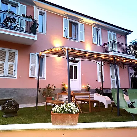 Apartment Il Melo Antico - In D'epoca Nel Cuore Del Monferrato *