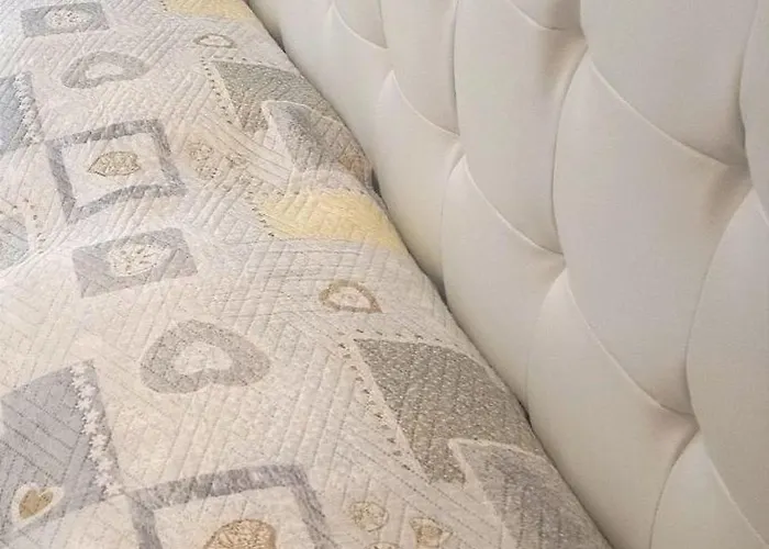 Il Melo Antico - In D'epoca Nel Cuore Del Monferrato Apartman Acqui Terme