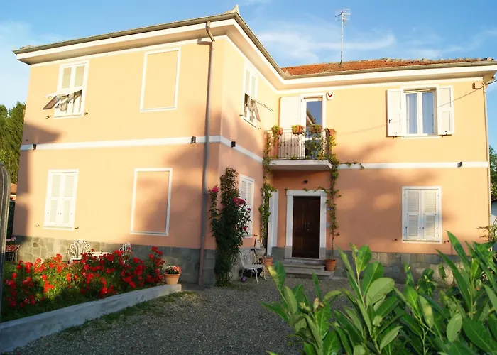 Il Melo Antico - In D'epoca Nel Cuore Del Monferrato Apartmán Acqui Terme